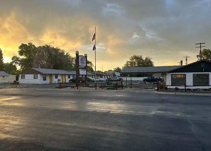 Jet Motor Hotel